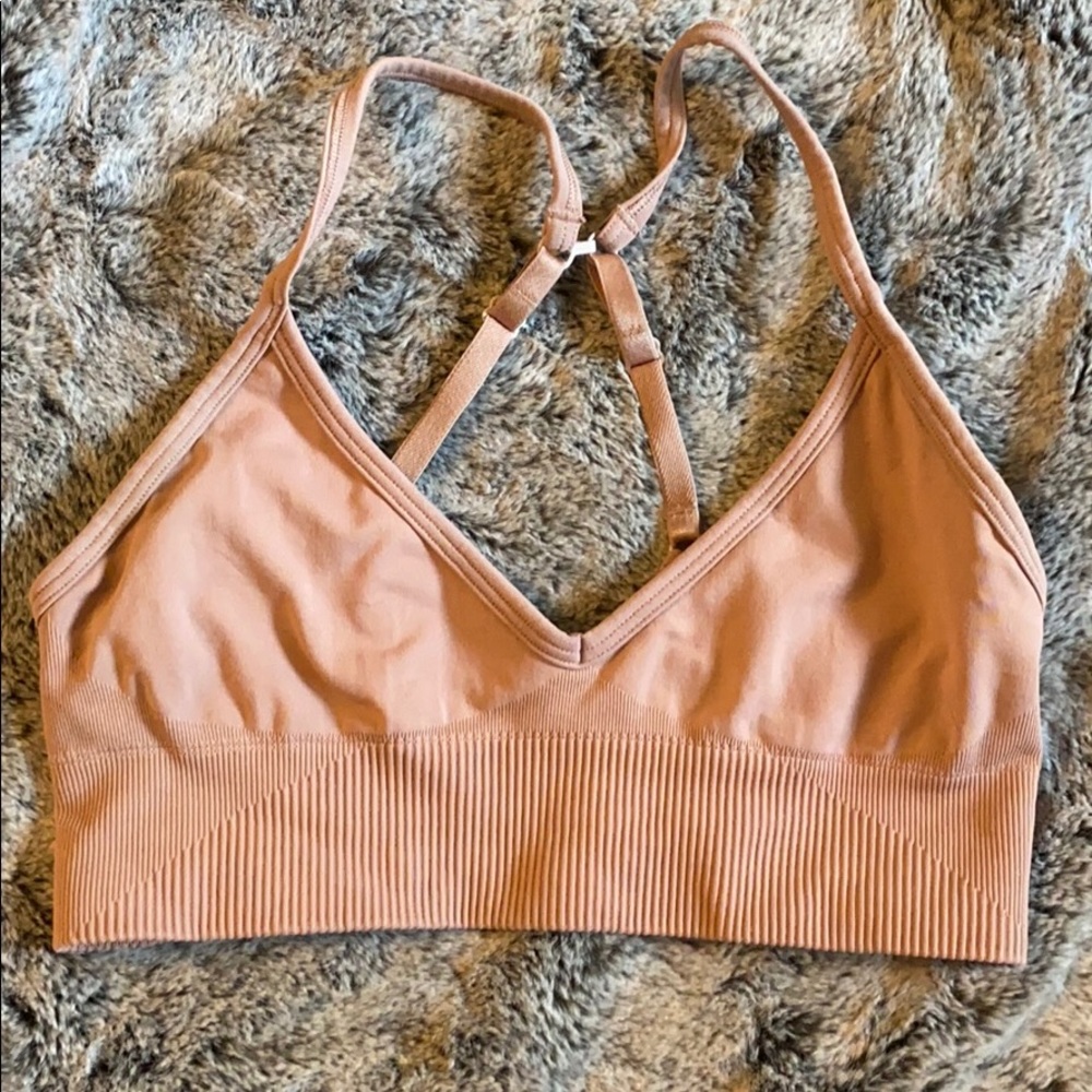Lululemon Ebb to Street bra